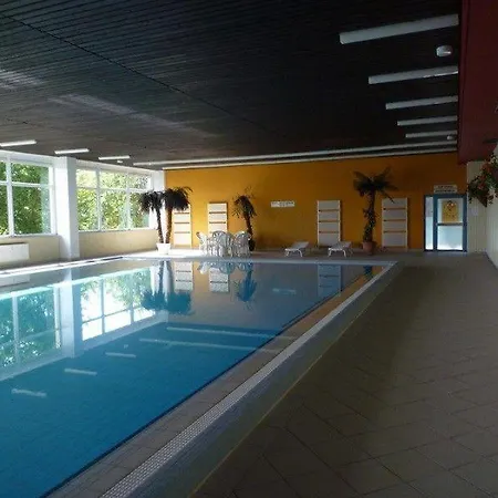 354 Mit Schwimmbad شقة *